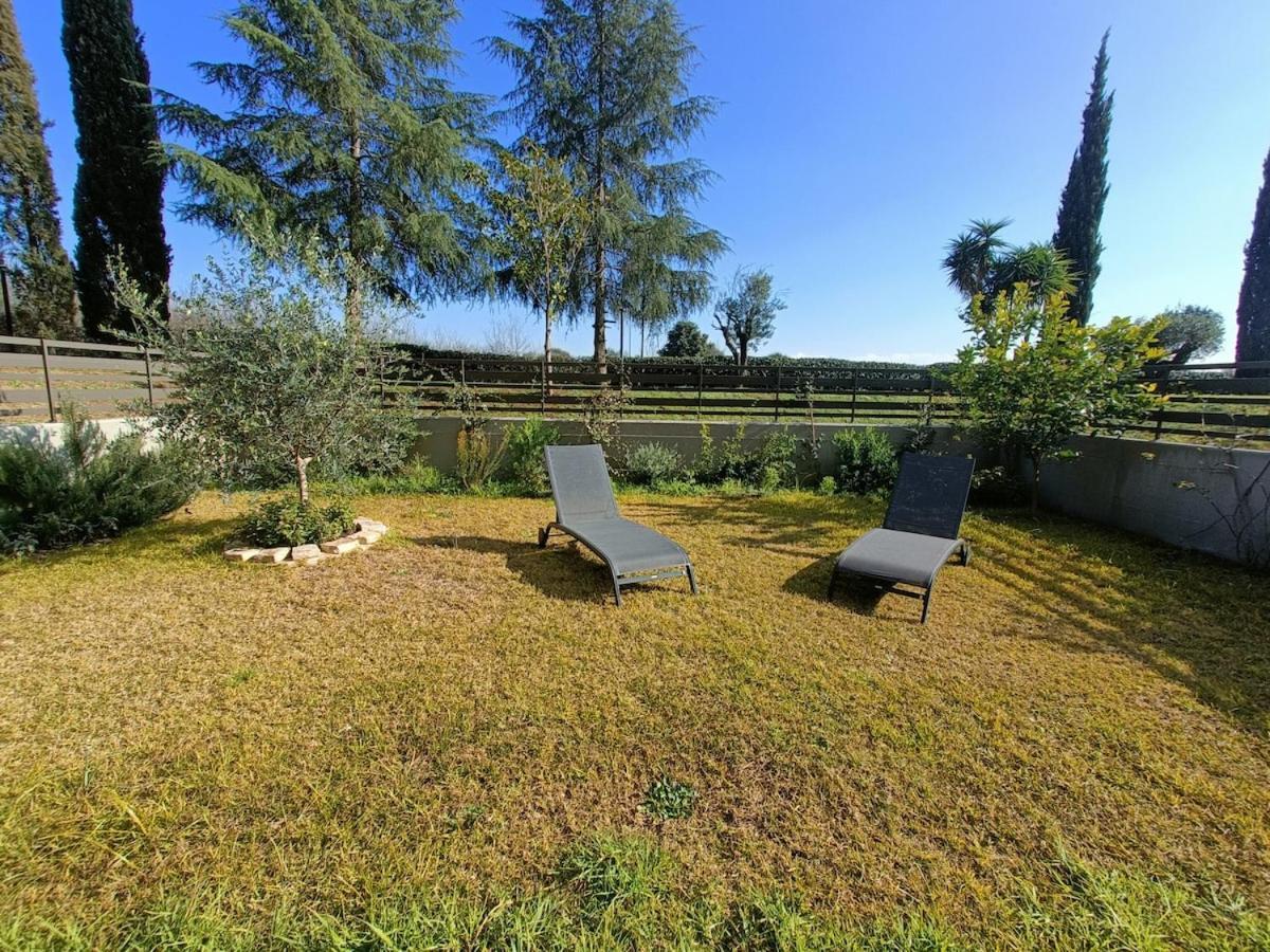 Roberta And Luca Cozy With Garden, Terrace And Pool Rom